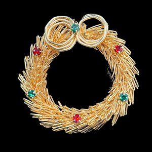 Gold Tone And Rhinestone Christmas Wreath Brooch (4765)